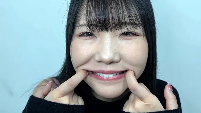 NKO-700002 Long tongue! A look inside Misuzu-chan's mouth., screenshot 6