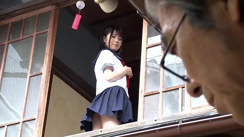MOND-009 My Granddaughter's Temptation Mai Araki — Mai Araki, screenshot 1