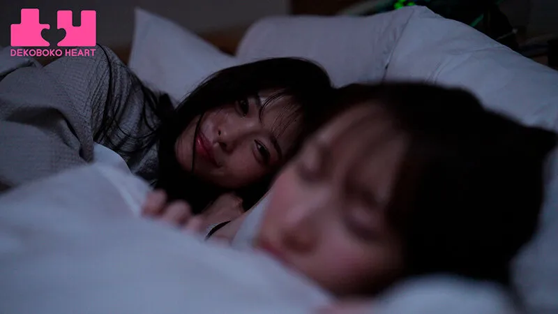 BOKO-033 They both have boyfriends, but if it's a girl, it's not cheating, right? They were just friends, but — Hinako Seto, Momo Shiraishi, 瀬戸ひなこ, screenshot 14