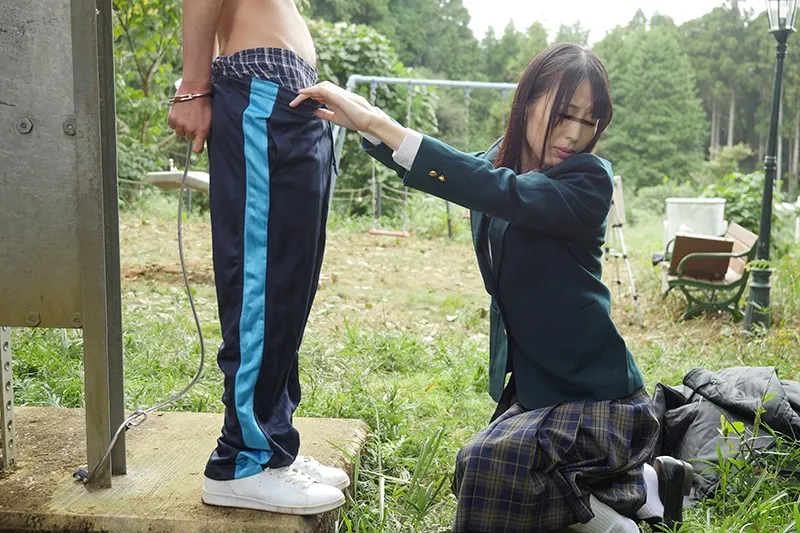 DANDY-639 "Is it possible for a pure-hearted girl who finds a boy who is restrained by attaching a handcuffs k, screenshot 1