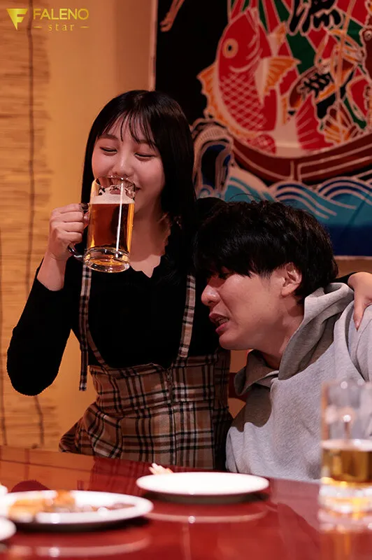 FNS-196 I knew it would all be over if I did it, but I succumbed to the allure of my crush's best friend's big — Yayoi Beach, screenshot 2