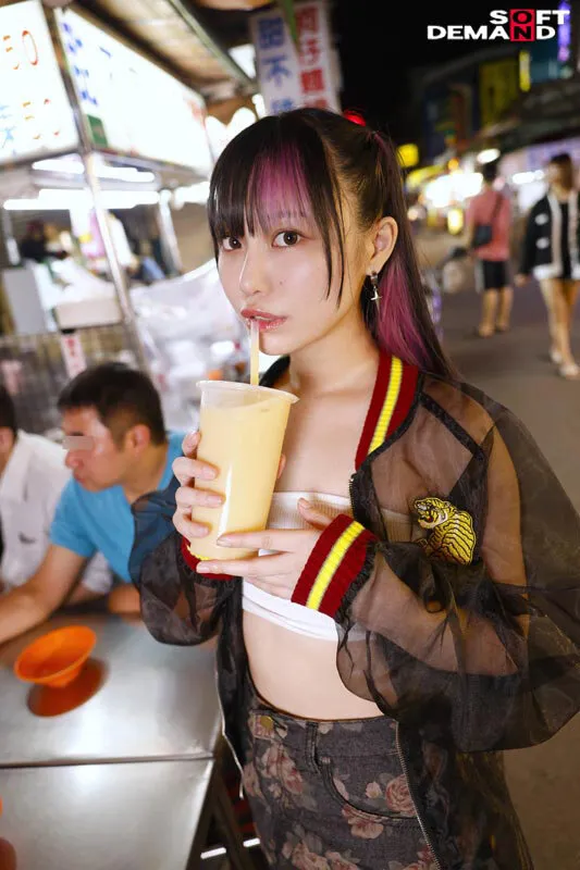 FTAV-016 Taiwanese female influencer Itsuki Saisai is now allowed to cum inside. She is surrounded by Japanese — Itsuki Saisai, screenshot 2
