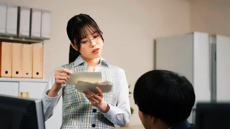 FTHT-280 "This is not an expense!" The office lady from the accounting department who is always sober and seri — Satomi Miyamoto, 宮本聡美, screenshot 1