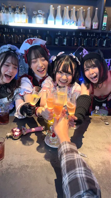 FTHTD-151 A night planned by the manager of a con cafe! A crazy sex party with female staff who fell into erot — Ikegami Otoha, Nagi Yasaka, Rena Makino, screenshot 2