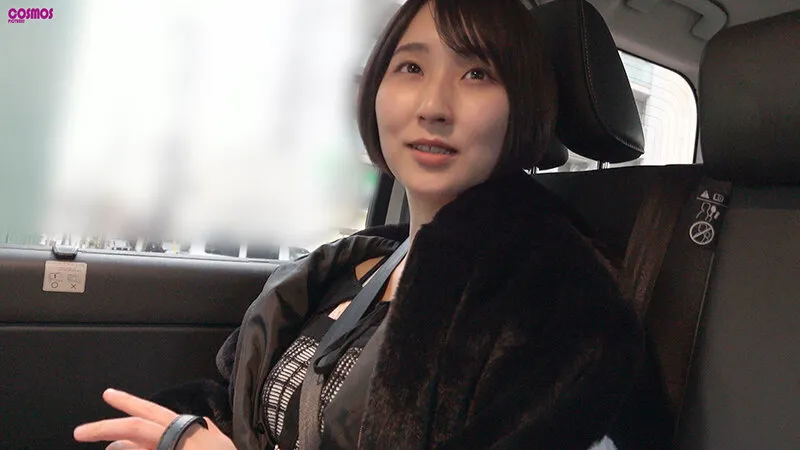 HAWA-382 素人妻が一般大学生の自宅にコンドーム1つ渡され一泊一度のゴム姦では満足できず宿泊中2度もガチ中出しを許してしまう騎乗位で美白Gカップ乳を揺らす童顔妻 るかさん26歳, スクリーンショット 1