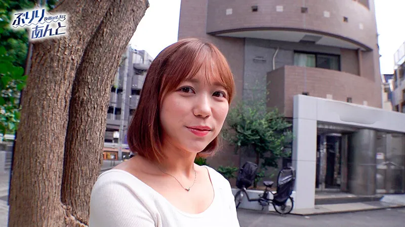 LBJ-048 Raw, amateur college girl, Maiko, gets cummed inside during sex., screenshot 2