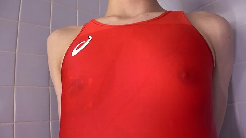 OKK-115 Misako Aiba in a wet, shiny, and tightly fitting swimsuit – a divine swimsuit! Enjoy the sight of this — Aiba Misako, screenshot 7