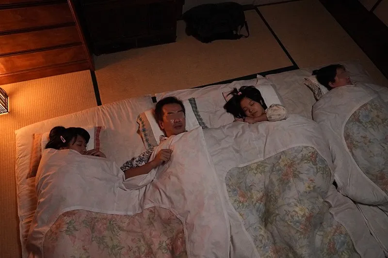 PIYO-018 My Stepcousins And I Used To Sleep Together On The Floor Next To Each Other, But Now, These Grown-Up , screenshot 1