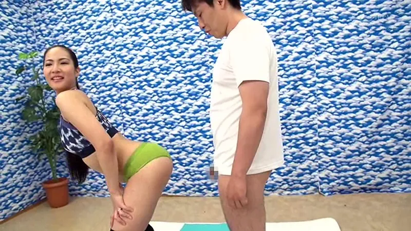 RCTD-266 Big Ass Mama Twerking Stepmom, screenshot 1