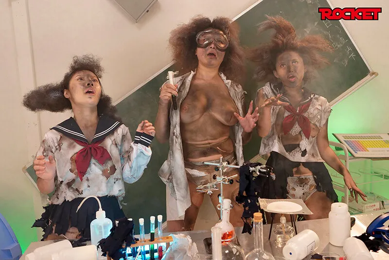 RCTD-706 Embarrassing eroticism returns! Explosive charred woman more embarrassing than nakedness Part 2 Scien — Hinako Matsui, Mita Sakura, Rui Negoto, screenshot 1
