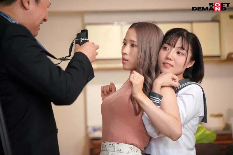 SDDE-763 Brainwashing complete. We, parent and play, were destined to become the teacher's masturbatory urinal — Kosuzu Mikan, Waka Ninomiya, 小鈴みかん, screenshot 9