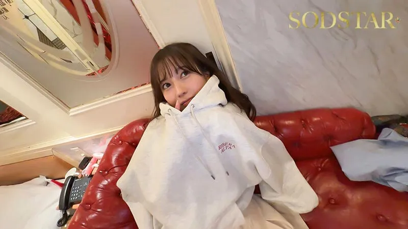 SDHS-057 Kominato Yotsuba's Holiday "We Had Sex 4 Months Ago" Filmed in a Love Hotel in Shibuya, with Two Crea — Yotsuba Kominato, screenshot 2