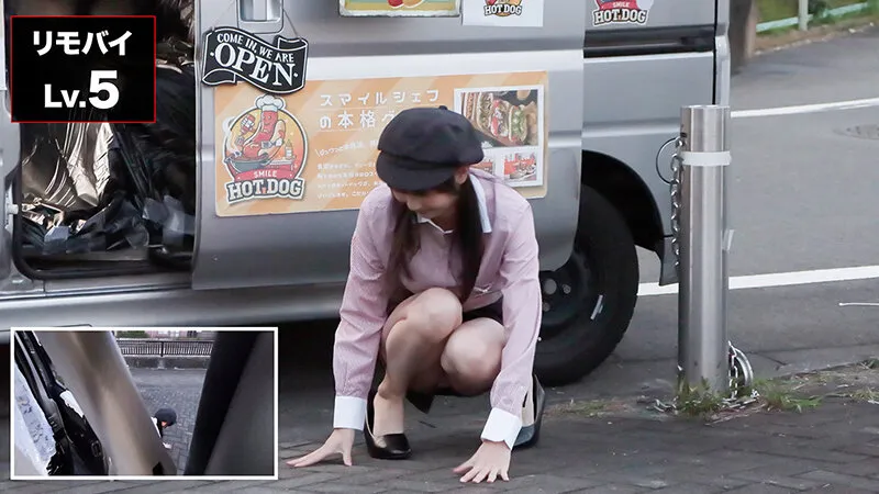 SGKI-081 SGKI-081-3 Popular AV actress takes on the challenge! Sell hot dogs while squirting inside a sleazy f — Tsubomi Mochizuki, Yuika Onozaka, 小野坂ゆいか, screenshot 12