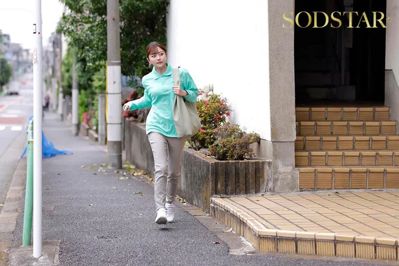 START-438 A Visit to Support a Hikikomori: A Kind Helper Who Can't Stand the Pile of Jizz Tissues Left in a Ga — Hikari Aozora, screenshot 1