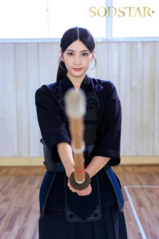 START-505 Honjo Suzu is an expressionless female kendo instructor who, despite her dignified appearance, is so — Honjo Suzu, Suzu Honjo, screenshot 1