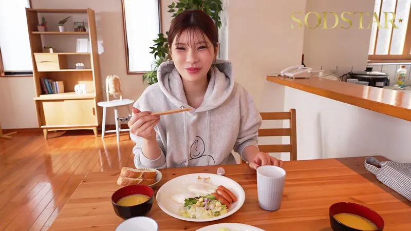 START-581 Is this what sex is like with a girlfriend you've been dating for a year!? A very realistic portraya — Rei Kamiki, screenshot 2