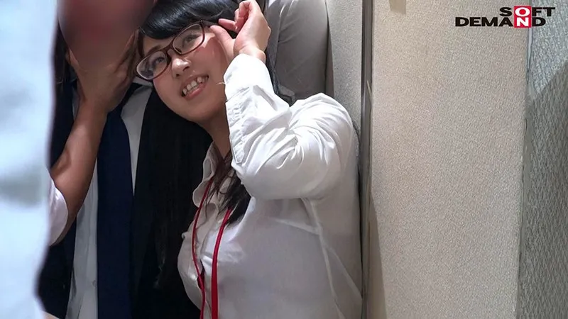 STKO-006 SOD Partying Documentary - Picking Up Girls Who've Been Out Having Fun - The Case Of Marin Asakura — Marin Asakura, screenshot 1