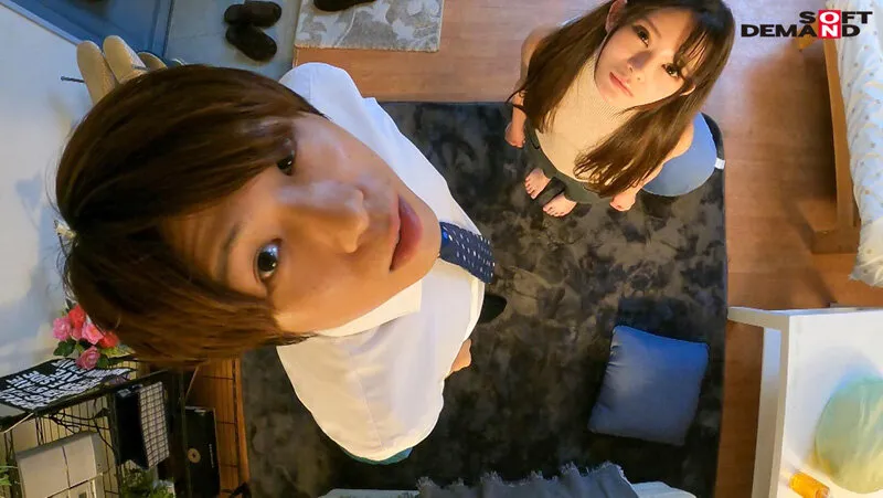 SUWK-006 Breaking into the room of a female customer who brokered a new house for her with a spare key and pla — Miyoshi Yuzuka, screenshot 2