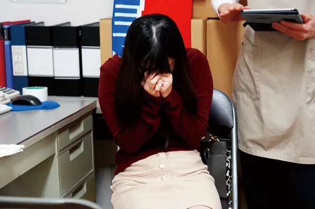 KRU-097 Filmed By The Manager Of A Famous Supermarket In The City This Beautiful Married Woman Shoplifter Is G, screenshot 1
