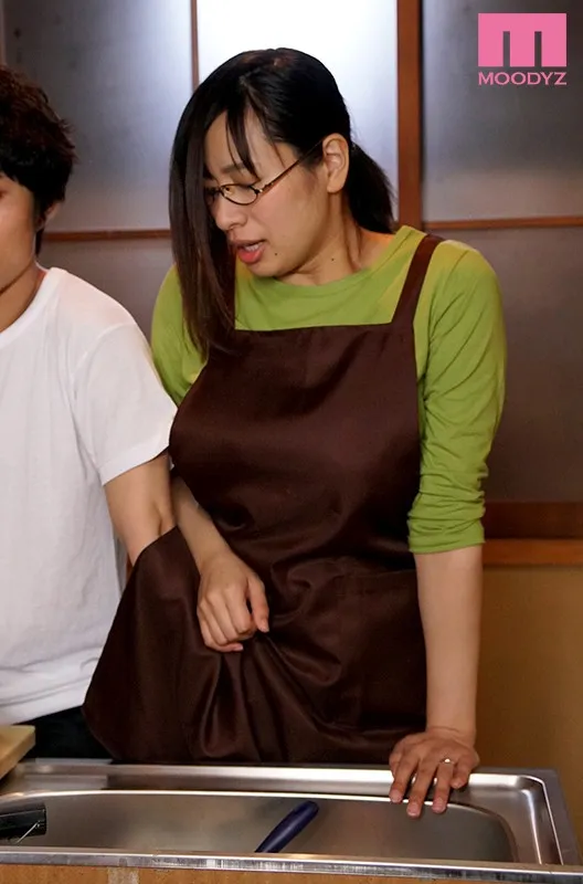 MIMK-054 This Old Lady's Body Feels Way Too Good <Final Chapter> - My Auntie Has An Incredible Pussy - Hana Ha — Hana Haruna, Haruna Hana, screenshot 1