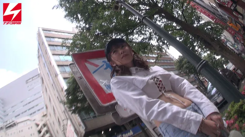 NNPJ-466 彼氏にデートドタキャンされたヤケクソギャルお持ち帰りしたら…「もうあんな奴忘れてやる!」朝まで腰振りまくりラッキー中出しセックス ひな, スクリーンショット 1
