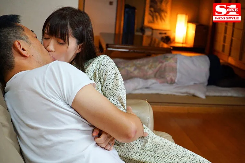 SSNI-654 Because He Was Her Father-In-Law, She Could Not Refuse His Demands, And While Her Husband Was Nearby, — 琴井しほり, スクリーンショット 5
