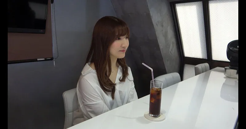 HUST-004 (Warning - Dripping Wet) Large Volume Squirting. Apparel Clerk Hinako Squirts Profusely From Wet Puss — Hinako Sasaki, Hinako Sasaki, screenshot 1
