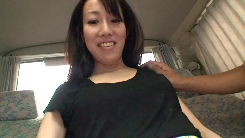 JKSR-007 Hard Core Ejaculation! Picking Up Wives Shinjuku Pachinko Parlor Episode, screenshot 2