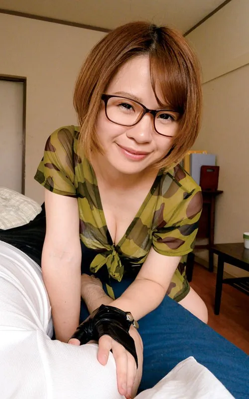 KIR-019 My Little Stepsister Has It All: A Squeaky Anime Voice x Glasses x Big Tits And Her Big Stepbrother Is — Kyoko Kashi, Yurina Aizawa, screenshot 2