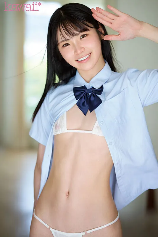 CAWD-913 Super A-cup, 53cm waist, former play actress, Sakura Momona (20), makes astonishing AV debut. She sti — Sakura Momona, screenshot 1