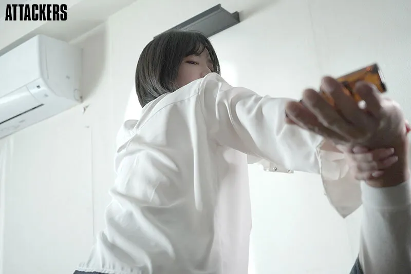 ADN-722 After retiring from my job as an investigator, the man who played my father appeared before my beloved — Tsubaki Sannomiya, screenshot 3