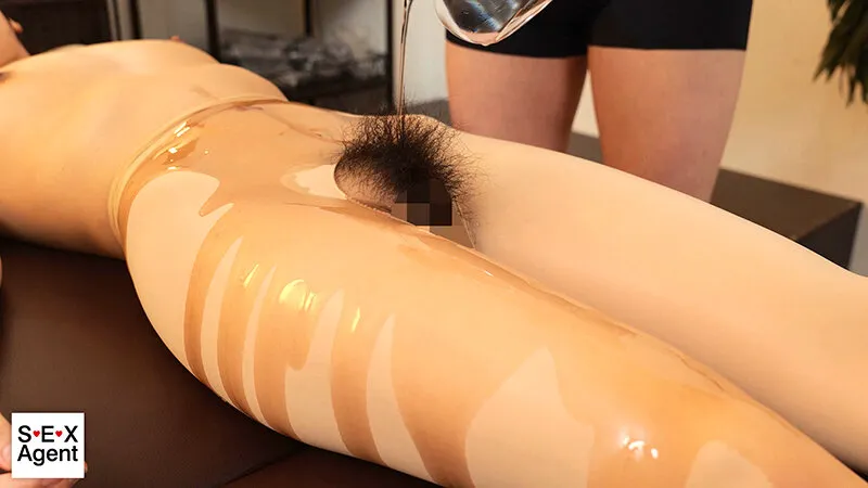 AGAV-153 Oily Pantyhose Fetishism: The Aesthetics of Oily, Shiny Pantyhose Kanna Sasaki — Kanna Sasaki, screenshot 2
