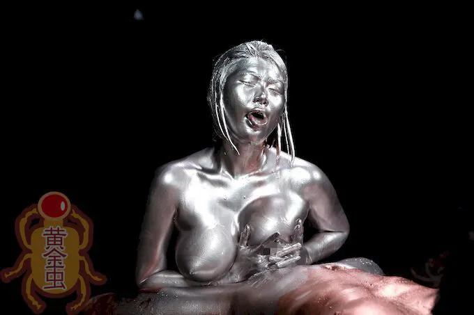 BGG-008 Silver Powder Complete Collection Volume 2: 12 astonishing beauties shining in silver! - Yui Hatano — AIKA, Aika, Karina Nishida, screenshot 5