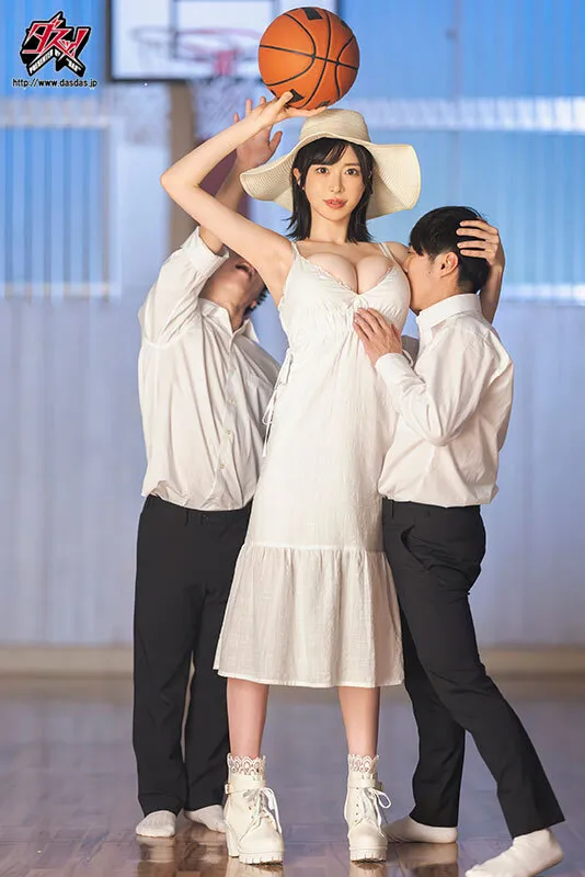 DASS-815 チビ童貞と巨女お姉さんの巨姦SEX 192cm巨乳デカ女降臨 タッパと尻のデカい女がタイプです。 辻井ほのか — Honoka Tsujii, 辻井ほのか, スクリーンショット 1