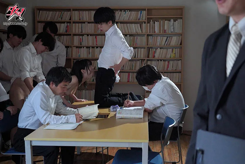 DASS-904 I will... take the punishment in place of my son... at the graffiti-filled class observation. I wonde — Meguri Minoshima, screenshot 4