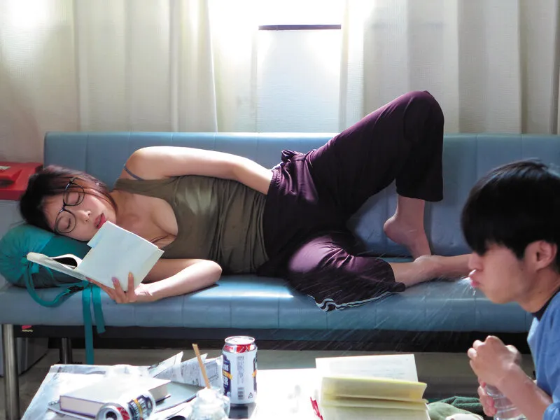 DVAJ-718 A senior of unknown age who lives in the club room of my university club offers to lend me her pussy, — Kaoru Yasui, 安位薫, screenshot 6