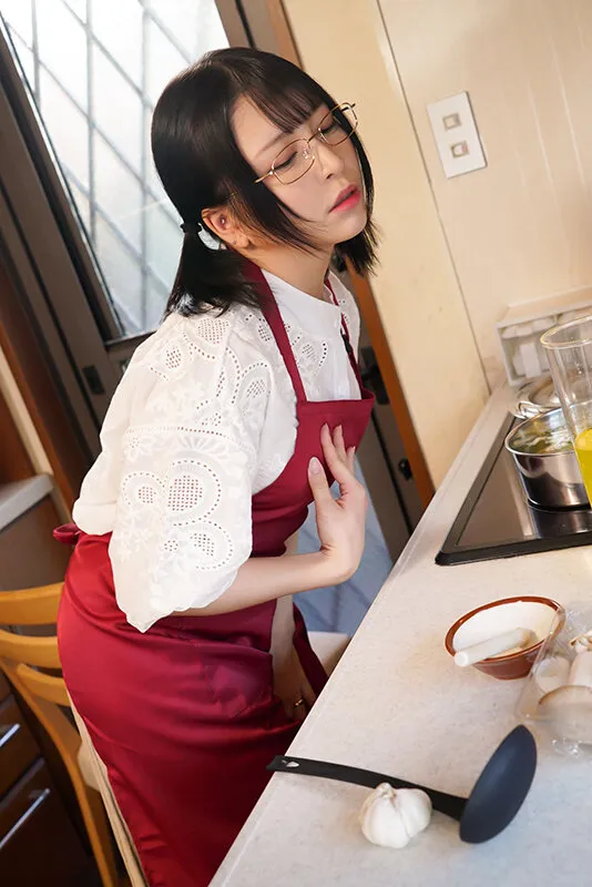 DVEH-028 I just made an aphrodisiac drink for my husband who has erectile dysfunction, but for some reason my — Momoka Kato, Nonoka Sato, screenshot 1