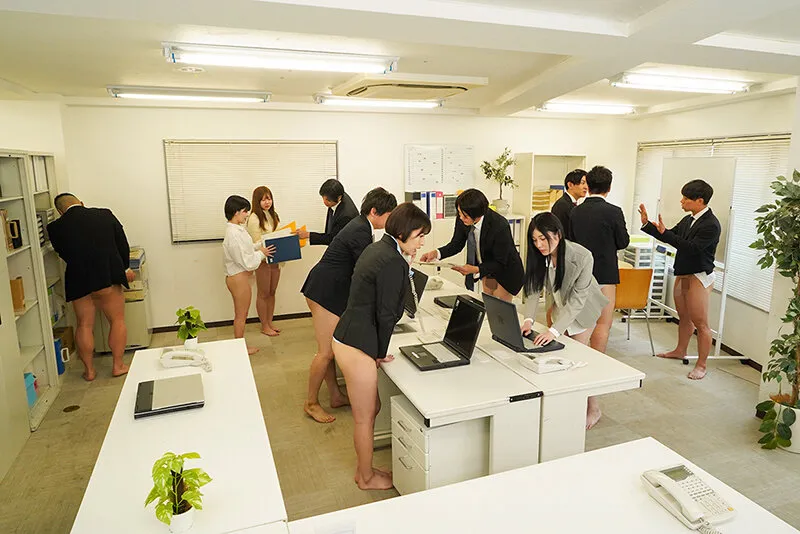 DVEH-087 In a world where lower body exposure is commonplace, and where pants and skirts have disappeared, gen — Honda Peach, 本田もも, 若宮はずき, スクリーンショット 1