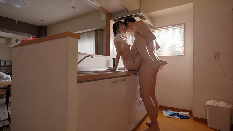 DVMM-390 My sister-in-law's love juice-filled pussy is so wet that sperm is overflowing and spurting out as I — Nomiya Ann, screenshot 5
