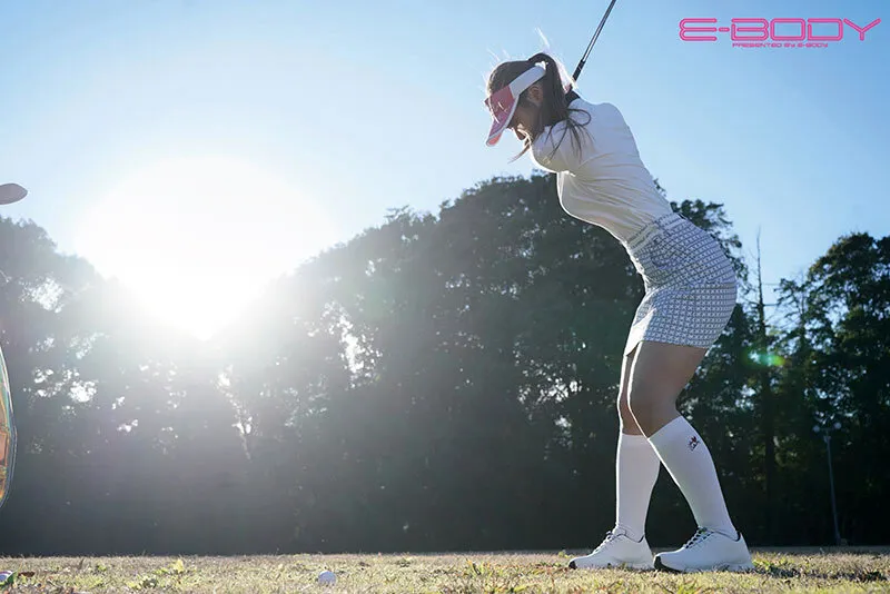 EBWH-339 The seemingly easygoing, slutty golfer has a body that's too tight! When the coach tried to make a mo — Kiyomiya Renai, 清宮仁愛, screenshot 1