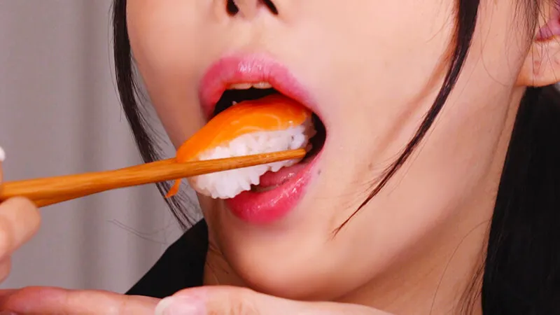 FTID-031 Chewing mouth, squelching and gooey fellatio, Miyu Inamori — Miyu Inamori, Miyu Inamori, screenshot 1