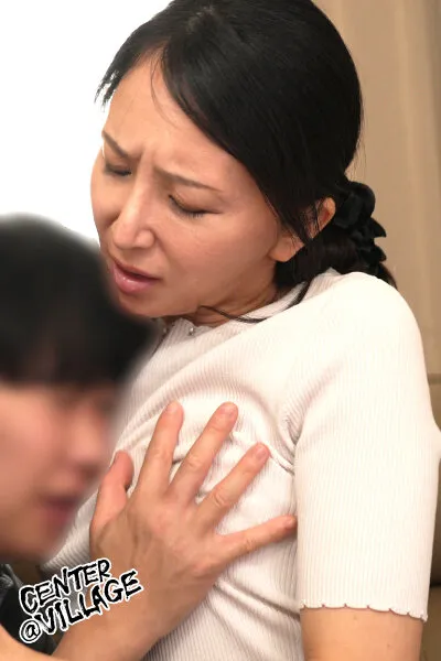 NUKA-083 Six Uninterrupted Ejaculations Inside: Mother and Son's Intimate Intercourse - Konoe Tasaki — Konoe Tasaki, screenshot 2