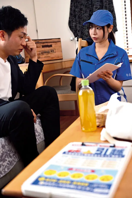 HZGD-333 I'm a new sales representative at a moving company... A naive housewife who secretly pleases customer — Yuki Yoshizawa, screenshot 1