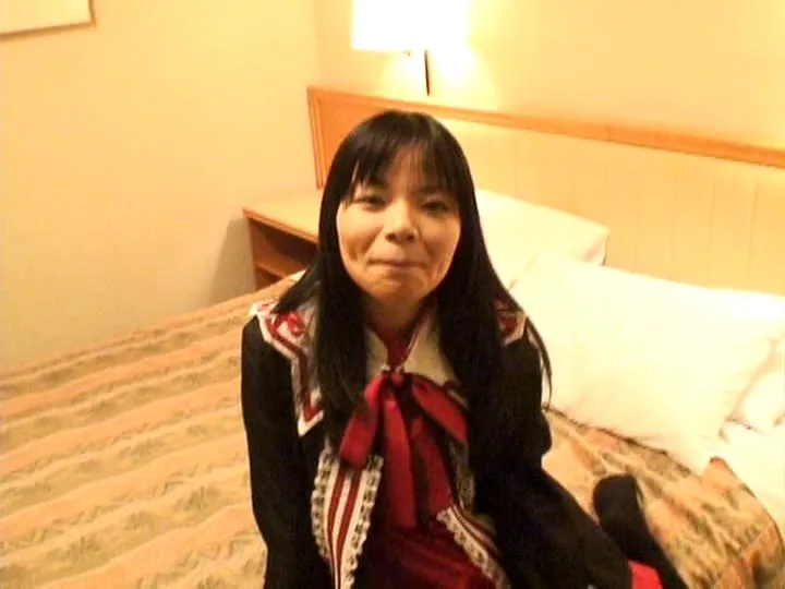 GS-160 She's A Young Wife Up Top, But Down In Her Bloomers She's Enjoying Masturbation!? I Went To Take Someth, screenshot 2