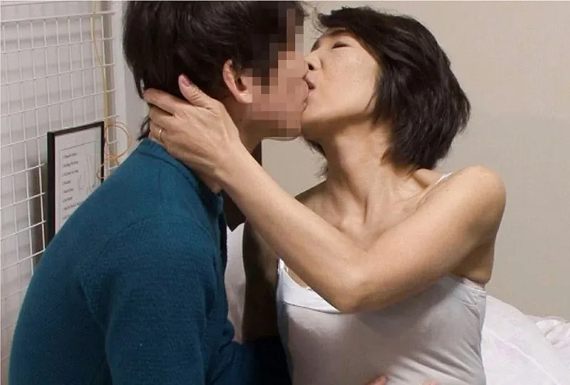 SIROR-026 The Work Of A Mature Woman For Rent - The Secret Side Of A Wife That Her Husband Will Never See - FI, screenshot 2