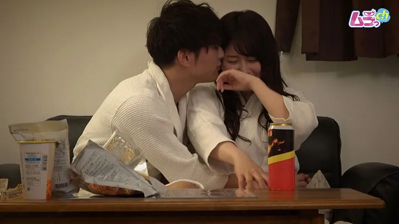 GRMO-033 ニンゲン観察 最初から互いを意識しヤリたくてヤリたくて仕方がなかった男女が、合コンを抜け出しホテルでワンナイトセックス, スクリーンショット 1