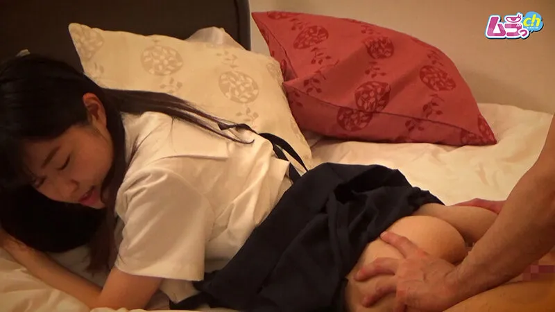 GRMO-098 Hotel voyeur: I can't live without an older man anymore! A virgin schoolgirl who was just looking for, screenshot 5