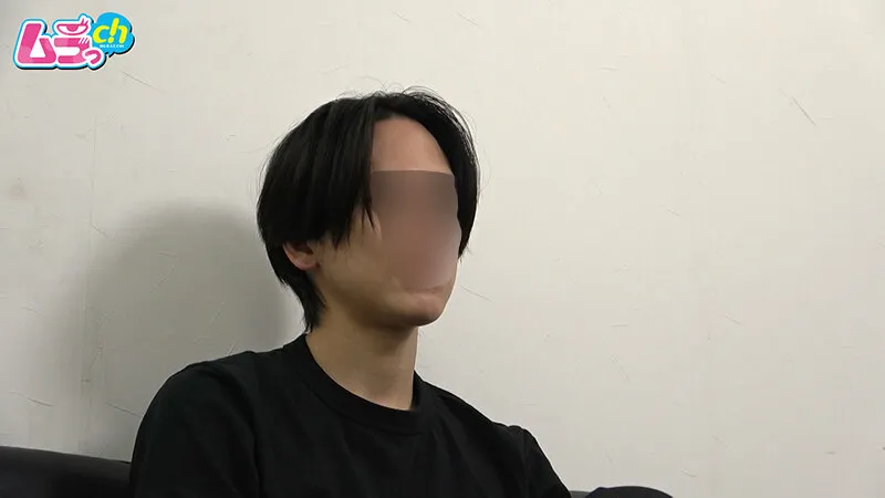 GRMO-293 Boy masturbating: NAOTO, 30 years old, screenshot 1