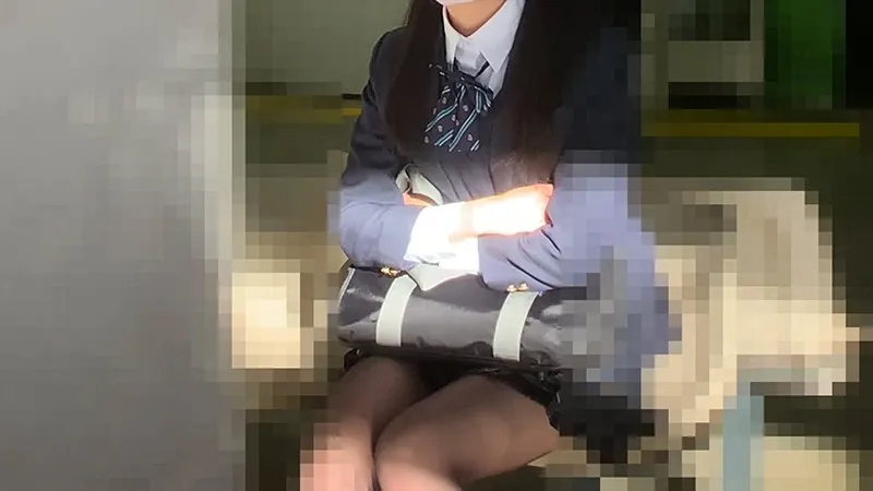 KAMIOCH-006 Real Train Molester Video #008, screenshot 2