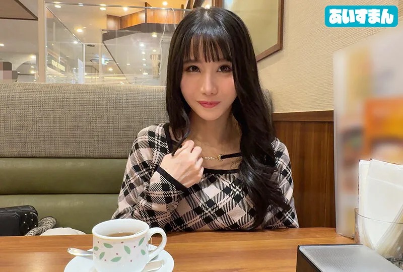 BEAF-219 Momoko, a busty gravure idol, was offered a crazy hardcore doujin AV role and braced herself to appea, screenshot 1